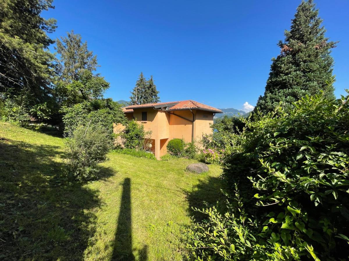 Appartamento Lake View Di Villa Giuliana Sulzano Exteriér fotografie